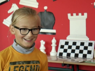 Übergabe Siegel "Deutscher Schach-Hort 2022 - 2026" an den Hort der Käthe-Kollwitz-Schule Wittenberg