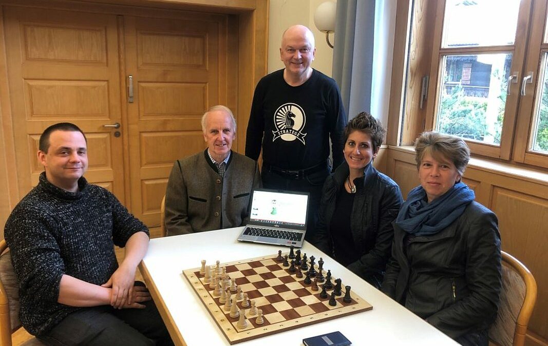 Vorstellung des Projektes Kinderschach in Deutschland in Bad Wiessee