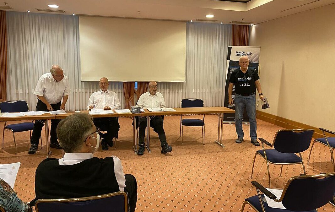 Vorstellung Projekt Kinderschach in Deutschland auf Jahreshauptversammlung des Seniorenvereins